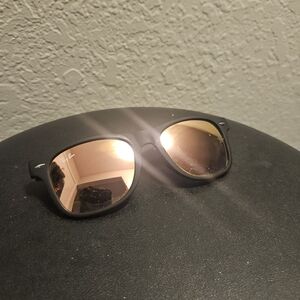 Ray-Ban Wayfarer Black Sunglasses with Mirror Lenses